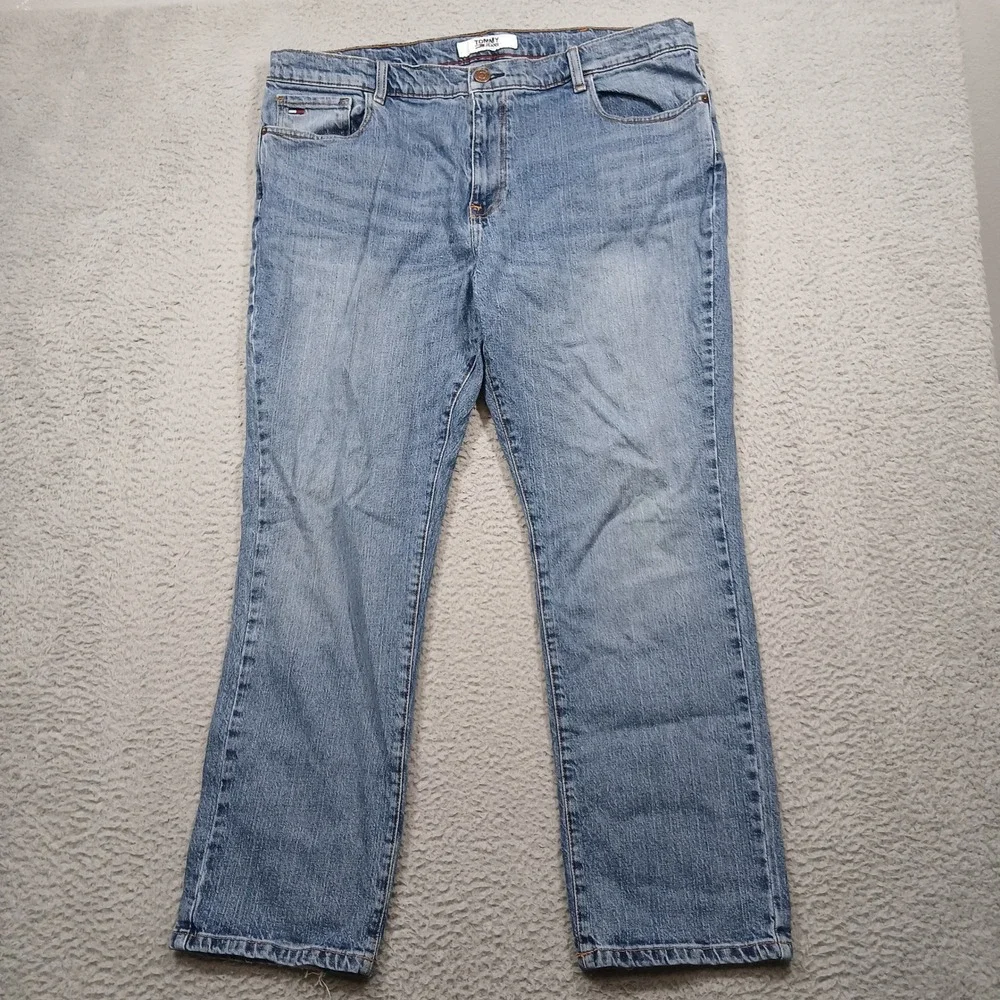Tommy Jeans Men's 40x30 Light Wash Denim Jeans Classic Straight Fit Vintage Look